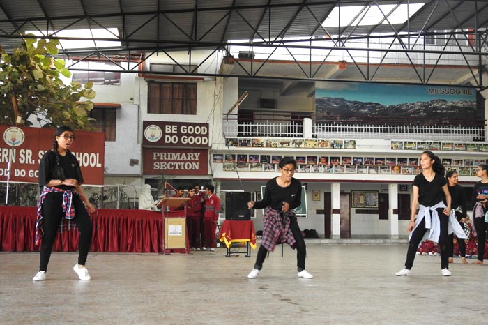 Jaswant Modern Senior Secondary School 16