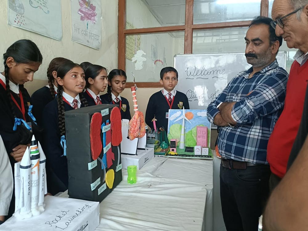 Satya Prakash Memorial Model High School 11