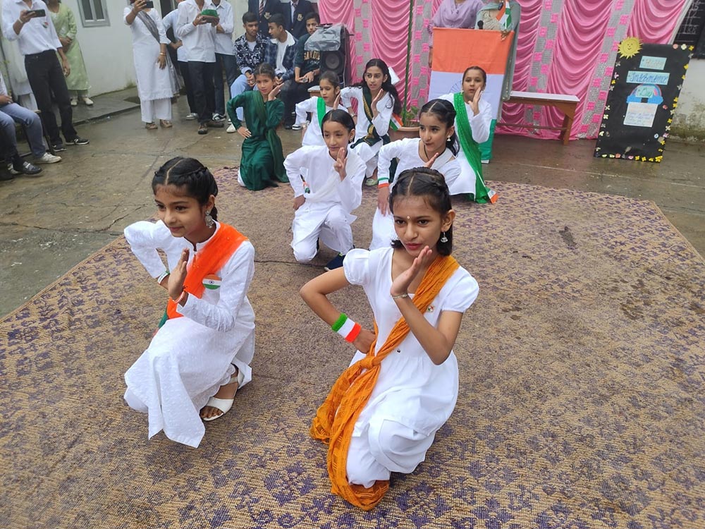 Satya Prakash Memorial Model High School 28