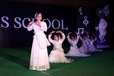 Seven Oaks School 12