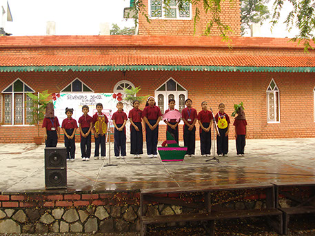 Seven Oaks School 18