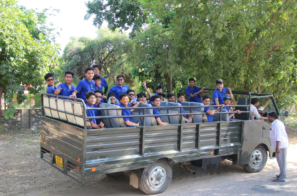 Woodbridge School
 7