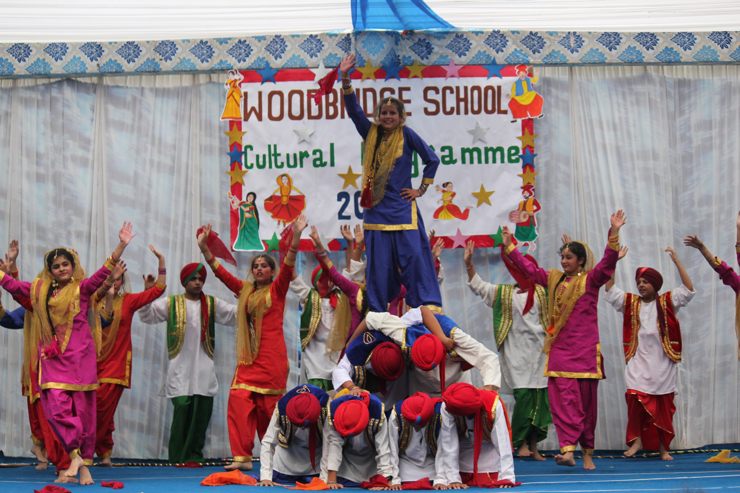 Woodbridge School
 16