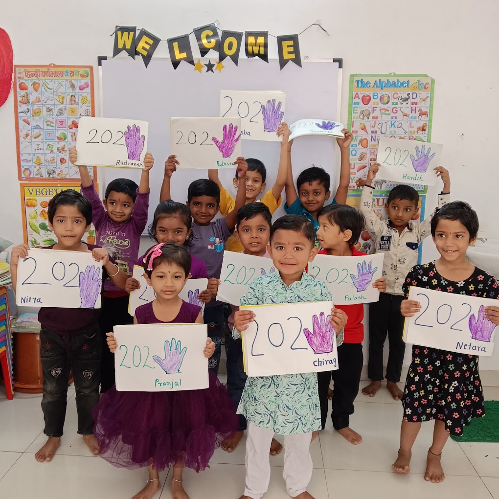Meera's English Medium Pre Primary School 5