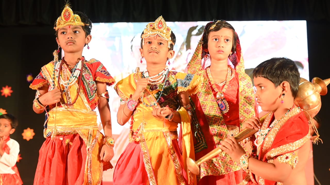 Meera's English Medium Pre Primary School 15