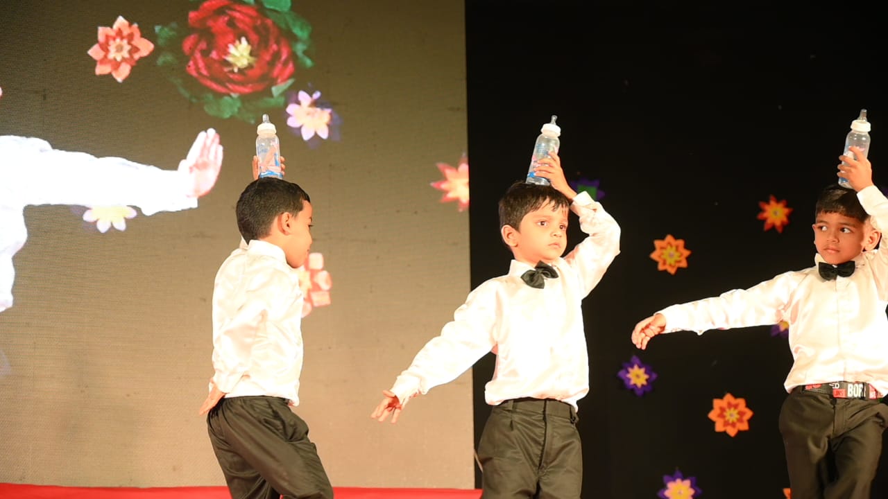 Meera's English Medium Pre Primary School 17