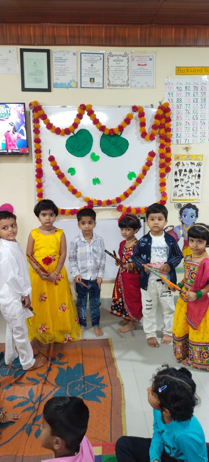 Meera's English Medium Pre Primary School 26