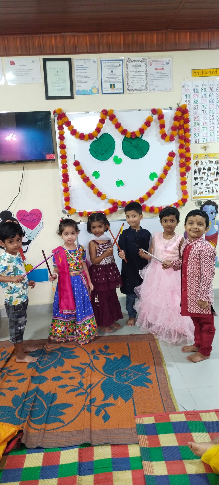Meera's English Medium Pre Primary School 30