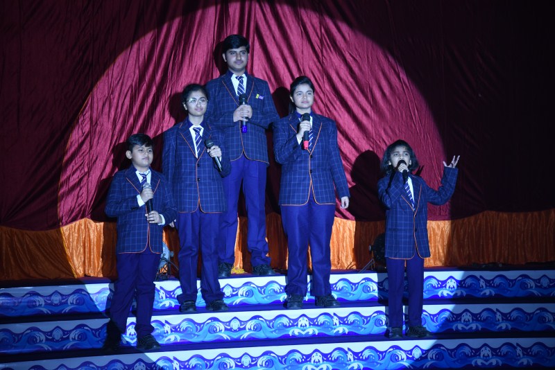 Seth M. R. Jaipuria School 15