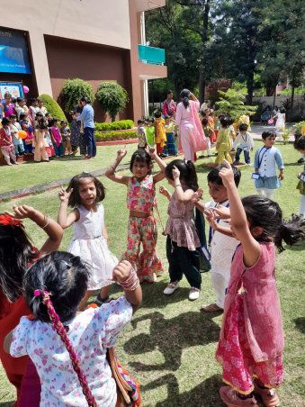 Hansraj Public School 23