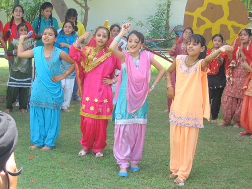 Golden Bells Public School 15
