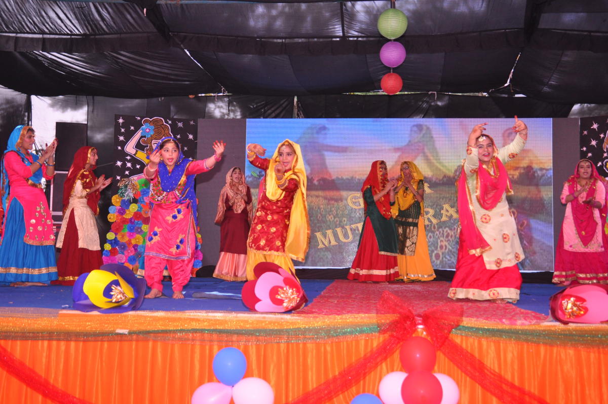 Golden Bells Public School 20