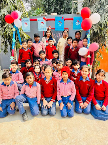 Rising Era Convent School campus 6