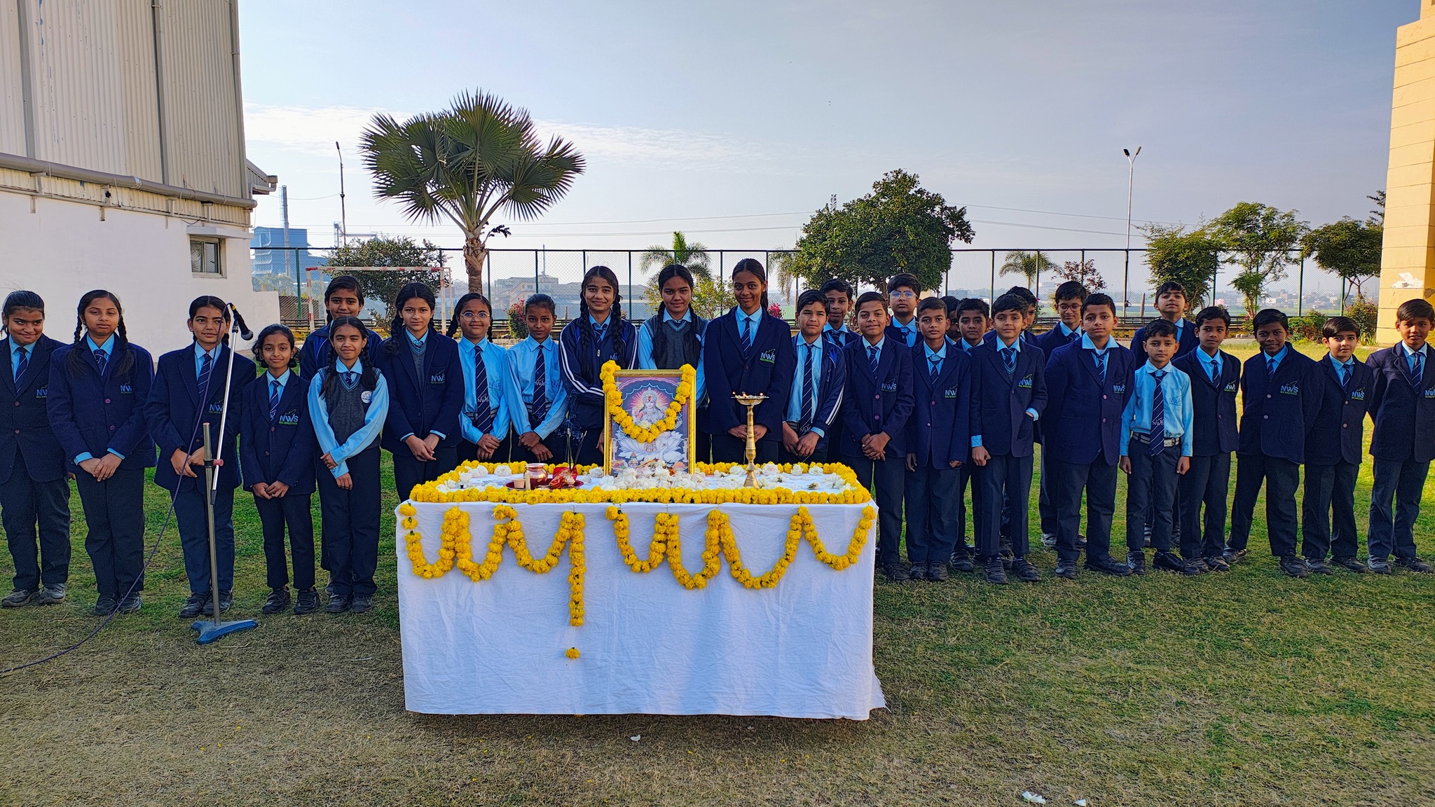 Neiil World School 9
