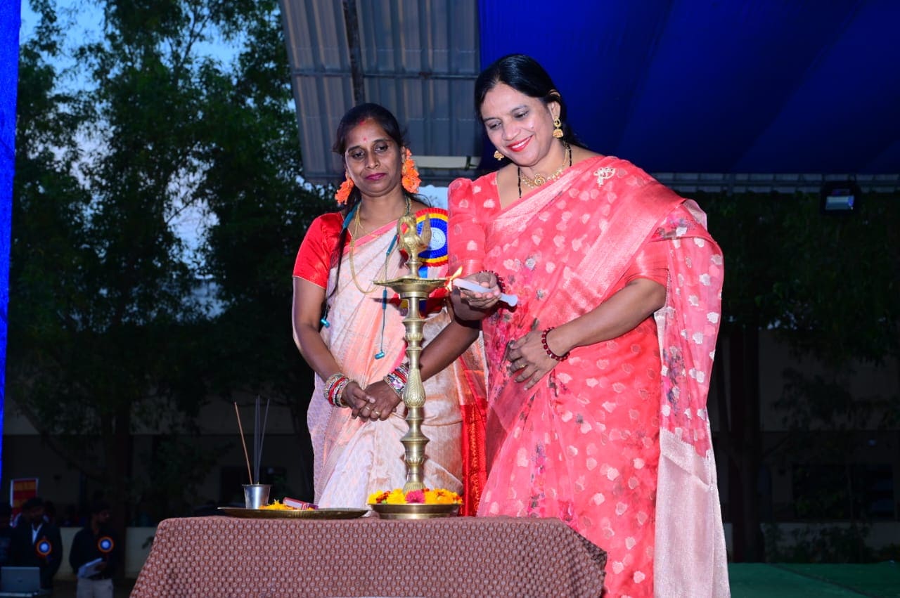 Akshara School 16