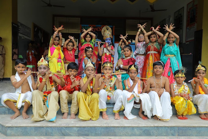 Veritas Sainik School 12