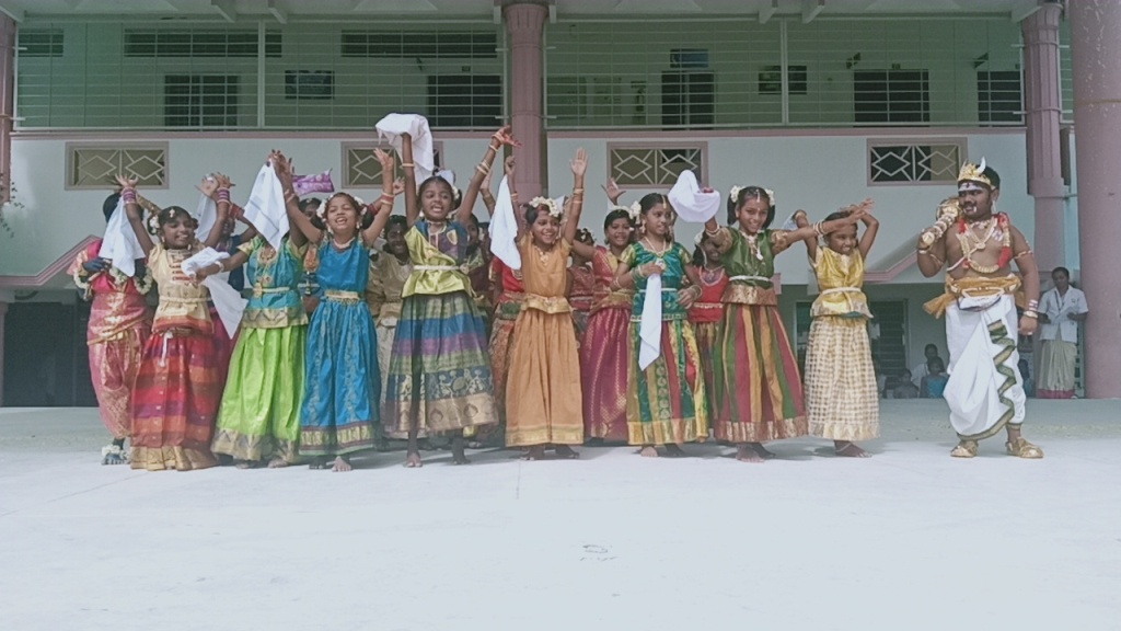 AKT Memorial Vidya Saaket School 8