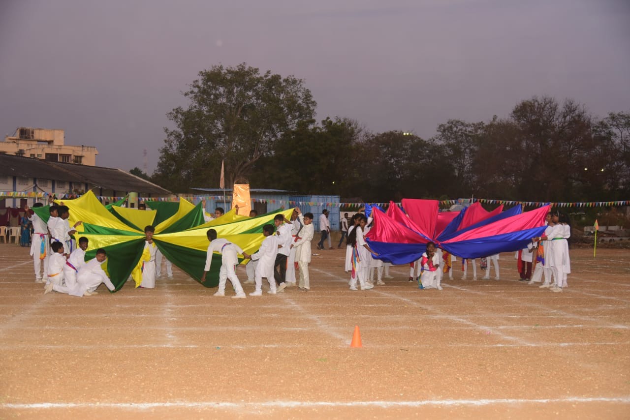 Rajam Krishnamurthy Public School 7