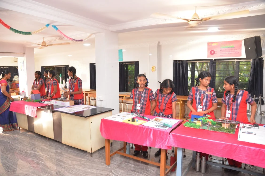 Subbiah Vidyalayam Girl's Higher Secondary School 3