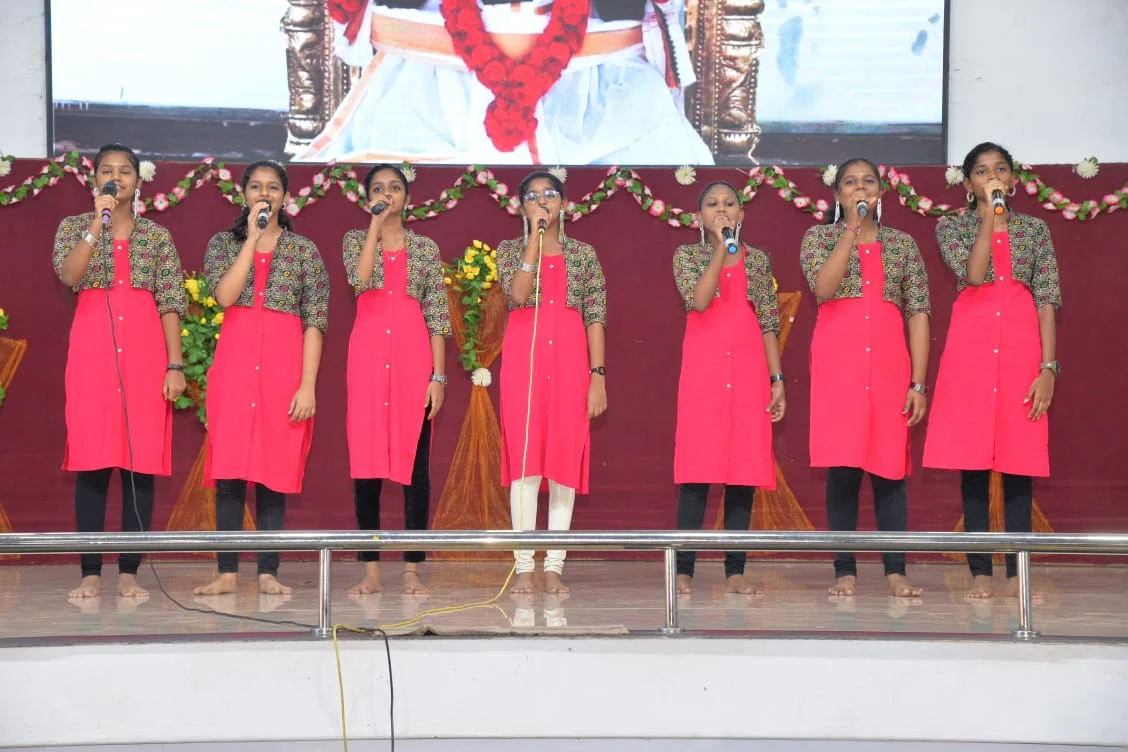 Subbiah Vidyalayam Girl's Higher Secondary School 5
