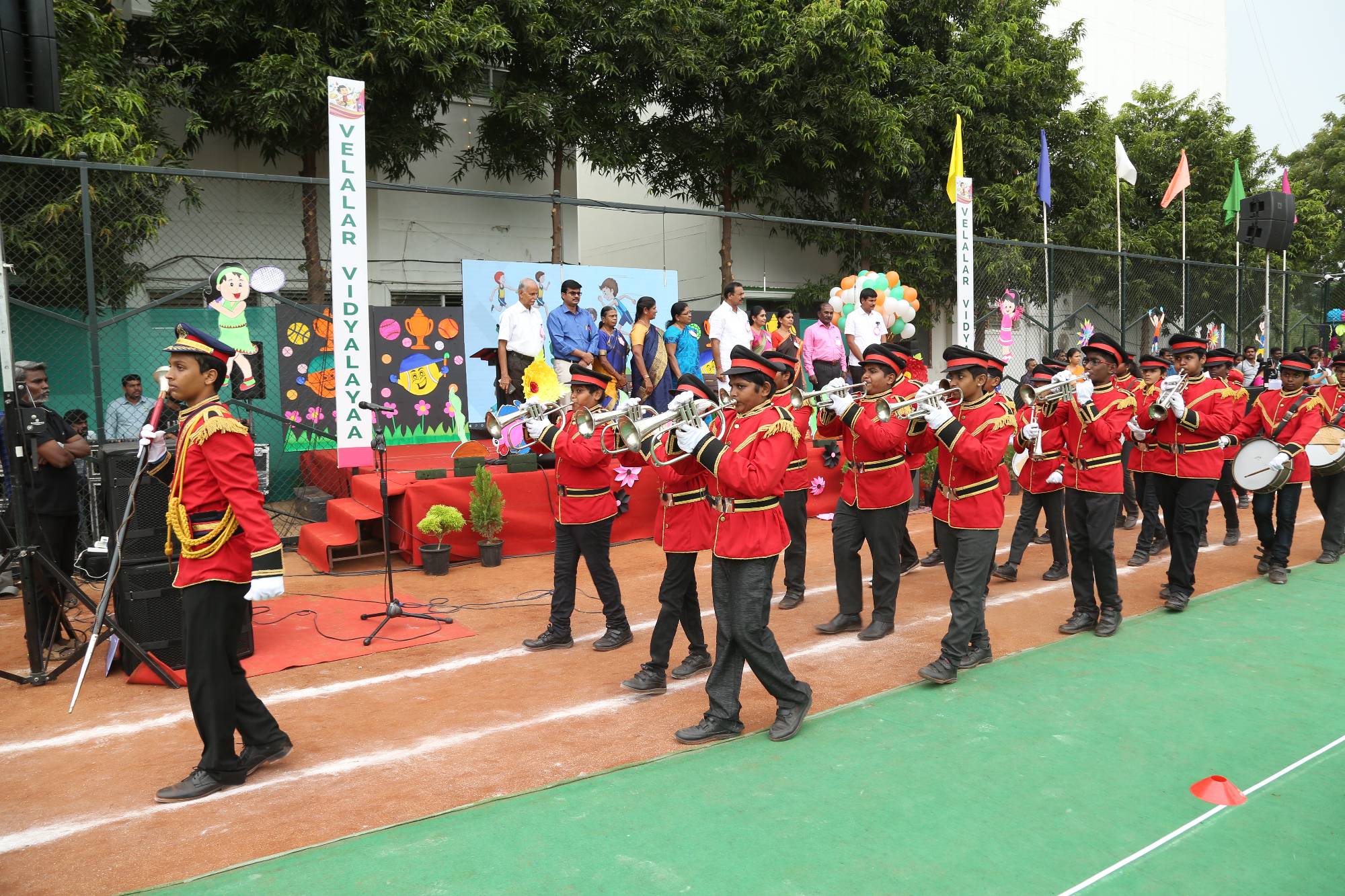 Velalar Vidyalayaa Senior Secondary School 4