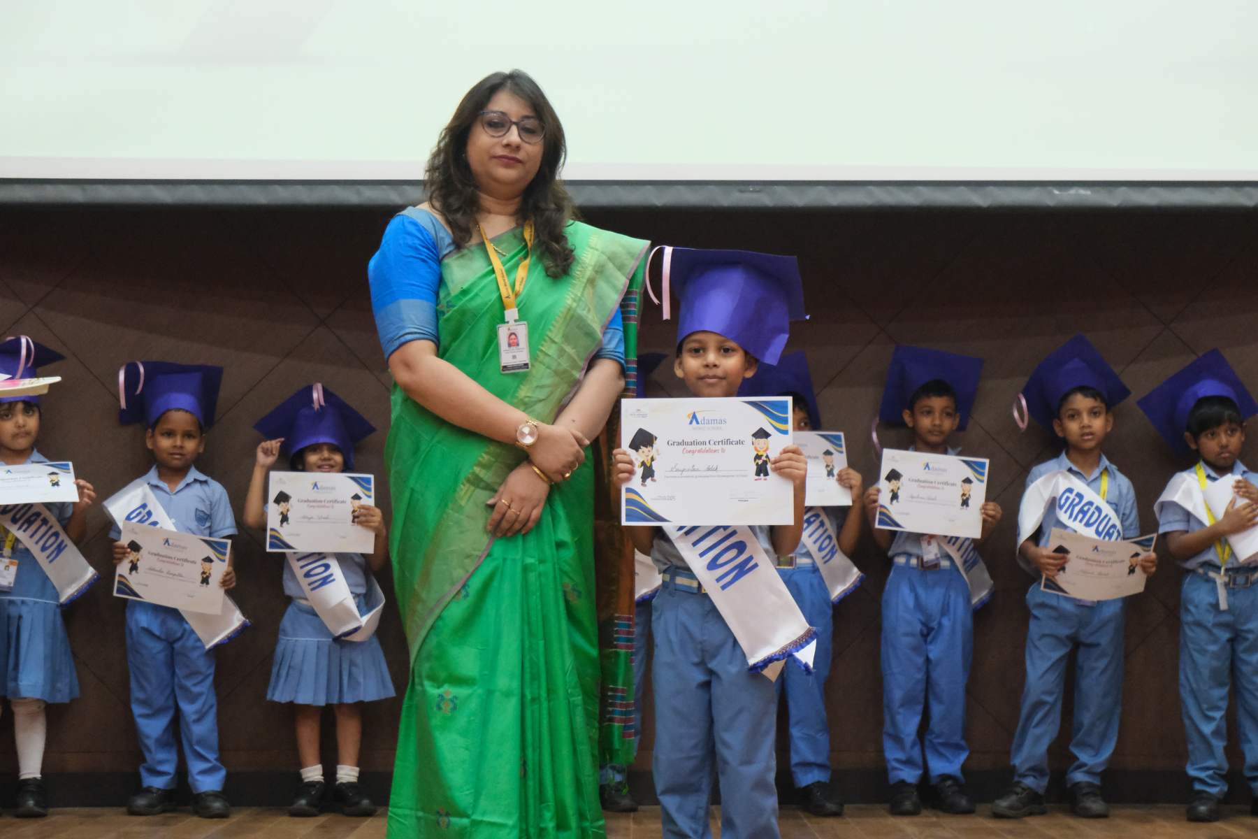 Adamas World School 6