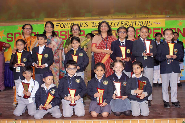 Amity International School 9
