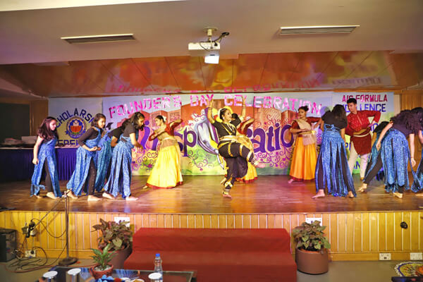 Amity International School 6