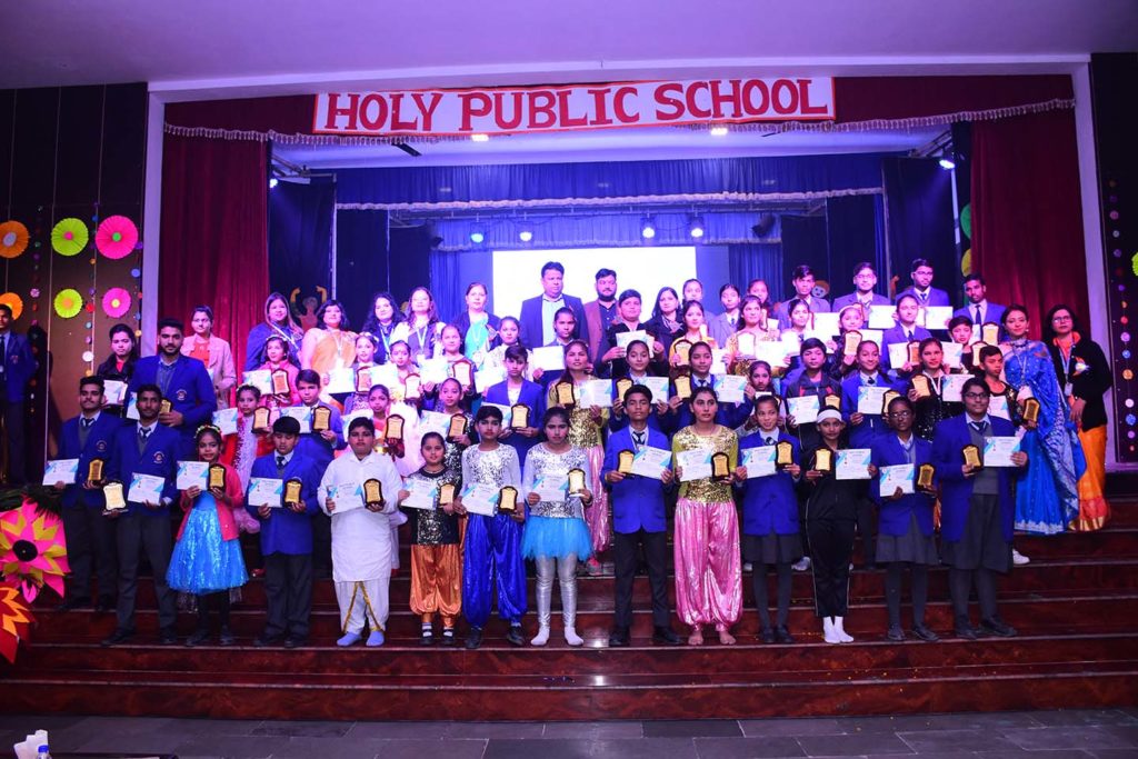 Holy Public School 7
