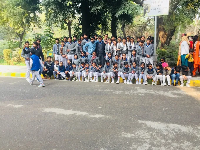 B.S. Public School 21