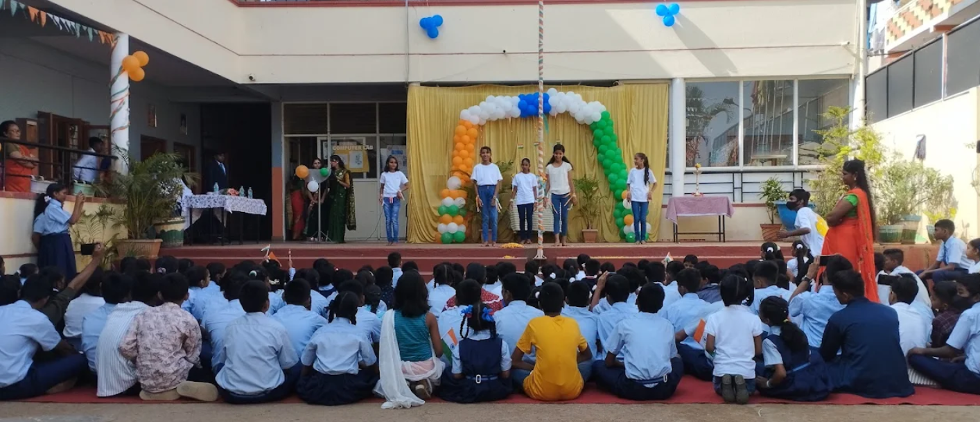 SLN Public School campus photo 3 of 7 — Vimanpura