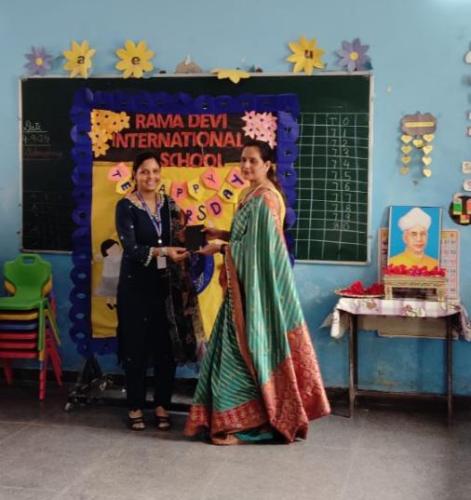 Rama Devi International School 15