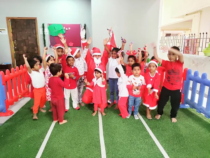 Tiny Fingers Montessori 2