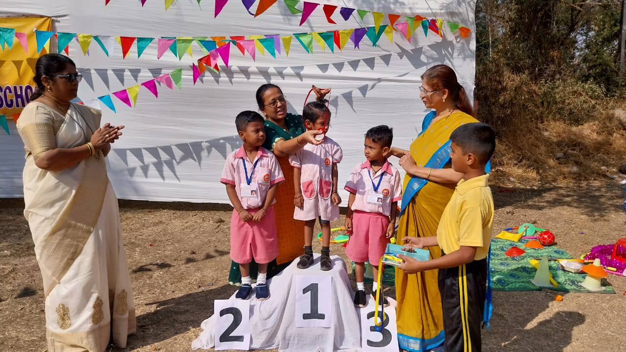 DajiKaka Gadgil Second Home English Medium School 8