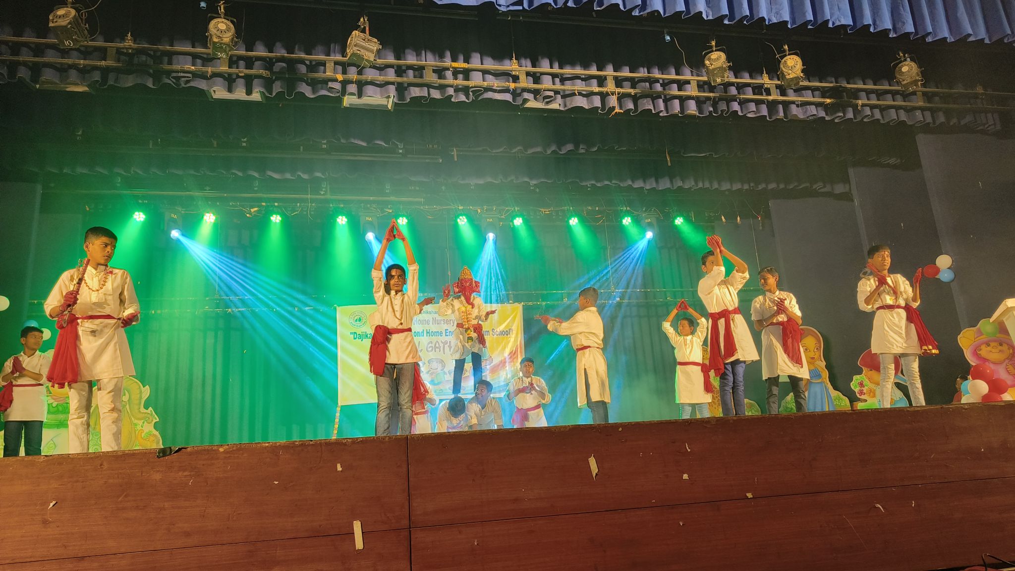 DajiKaka Gadgil Second Home English Medium School 3