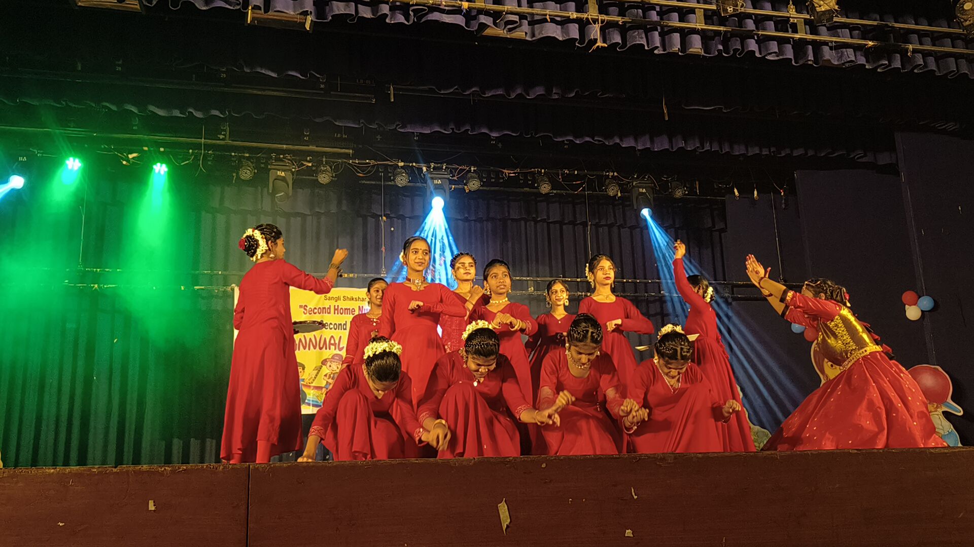 DajiKaka Gadgil Second Home English Medium School 5