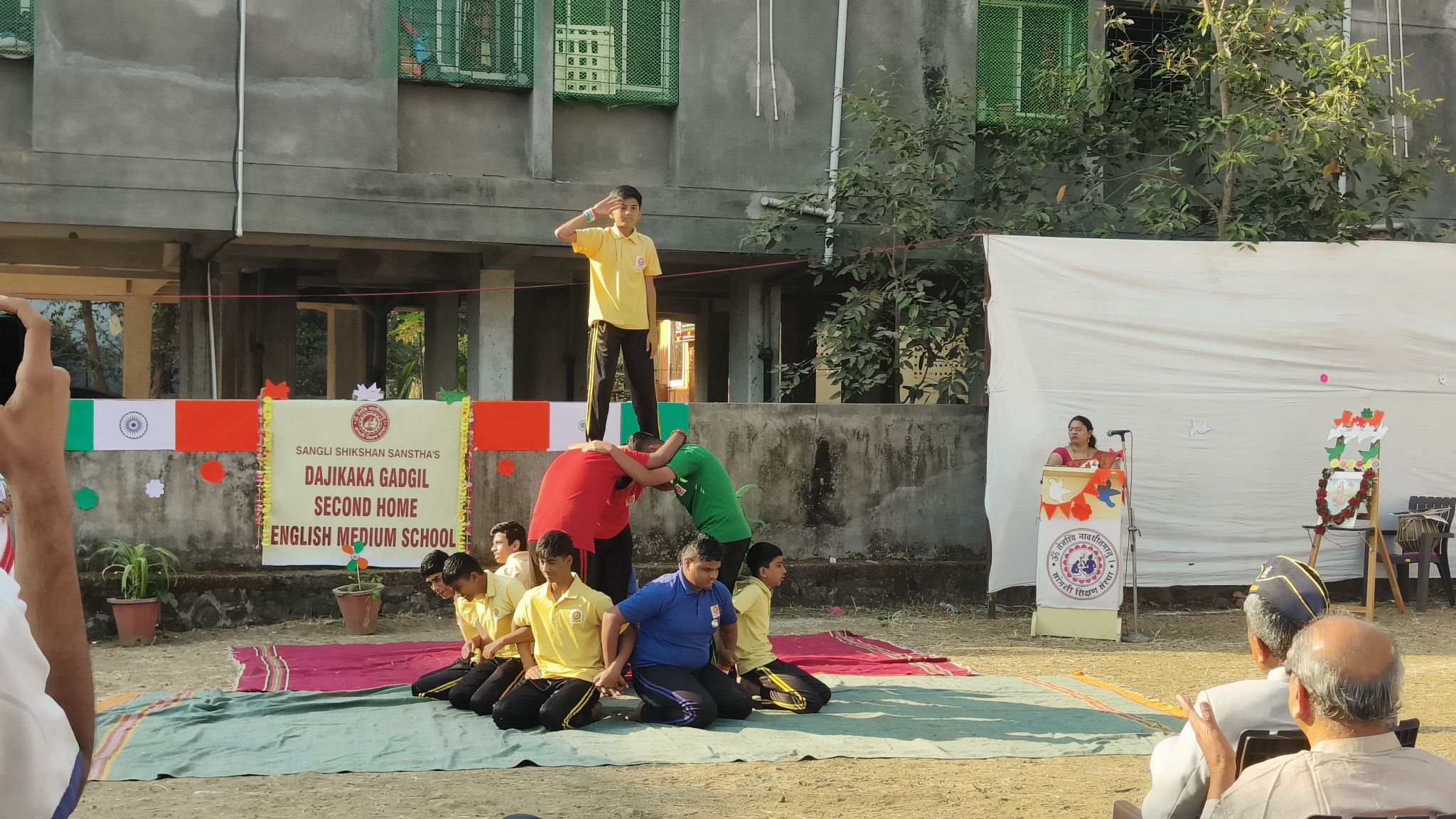 DajiKaka Gadgil Second Home English Medium School 10