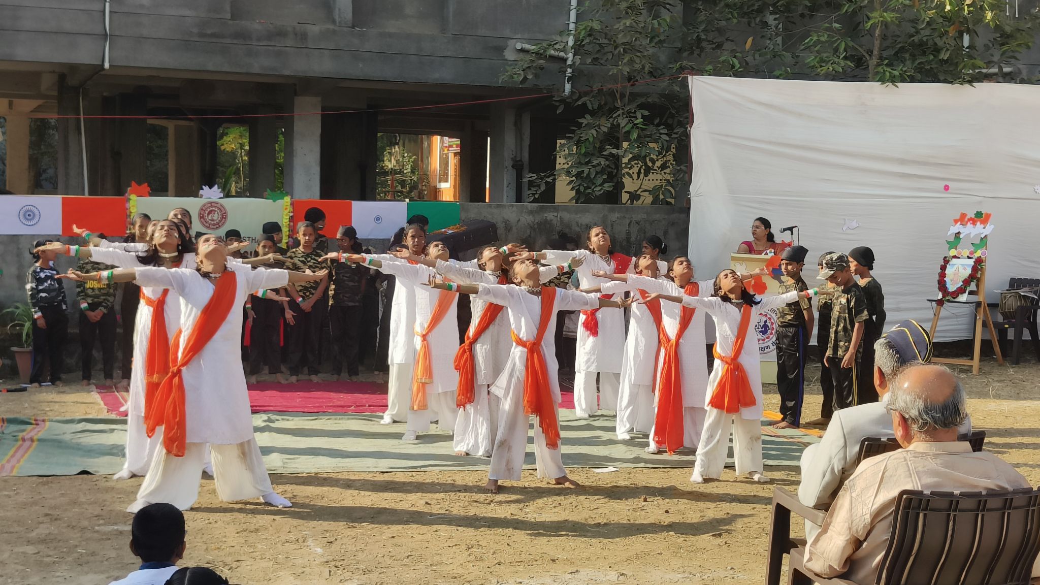 DajiKaka Gadgil Second Home English Medium School 16