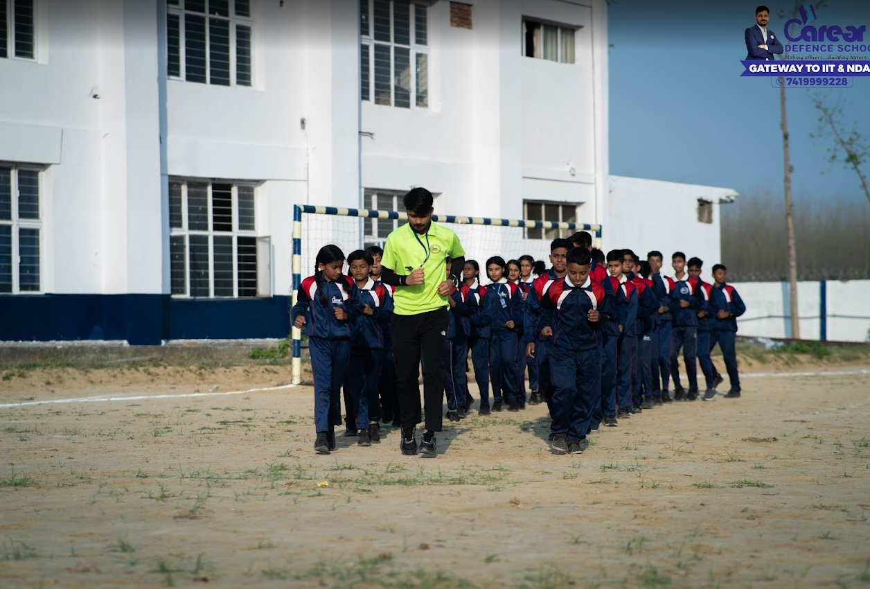 Career Defence School 15