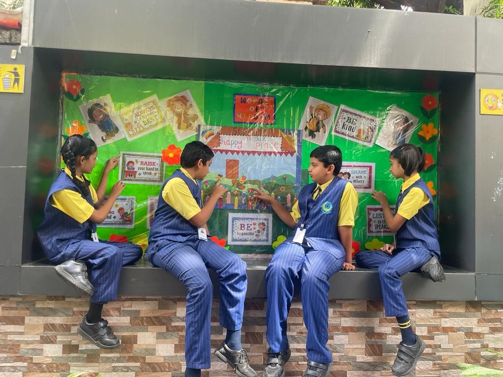 Crescent High School And Junior College campus 5