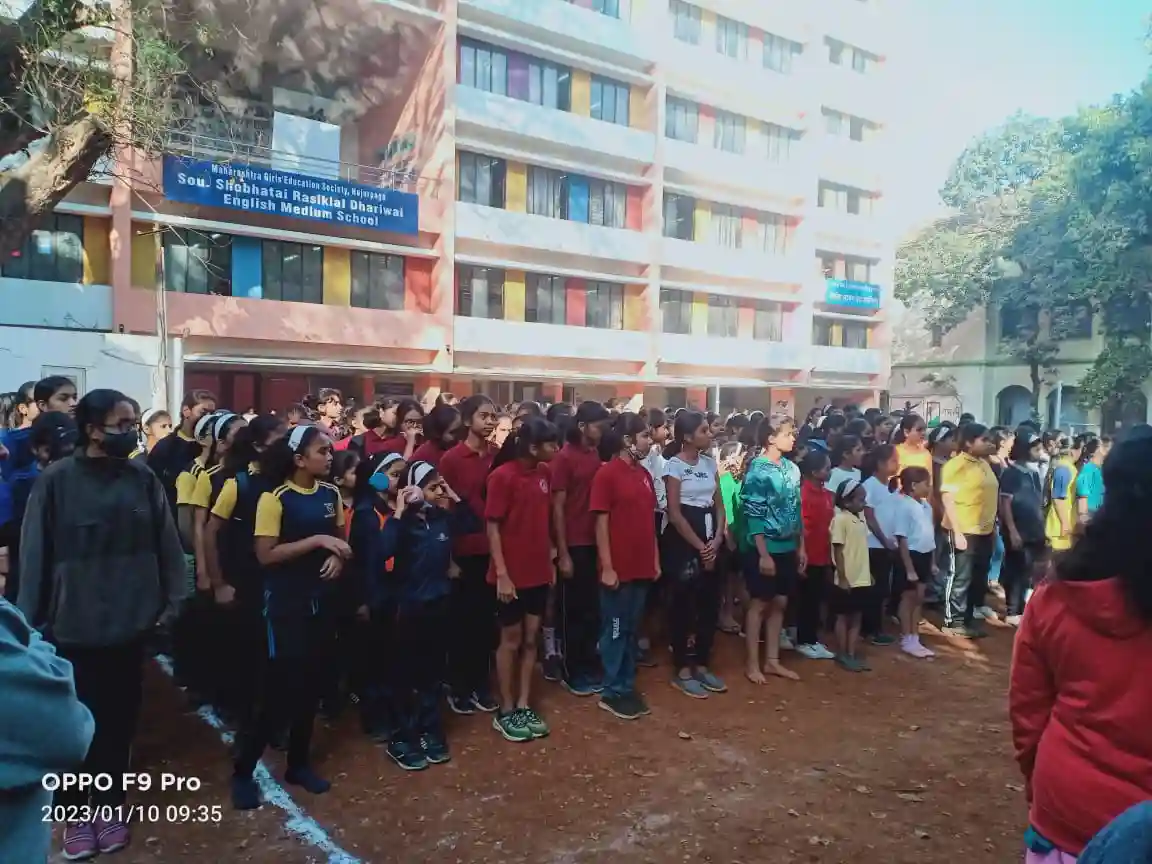 Bharati Vidyapeeth English Medium High School 9