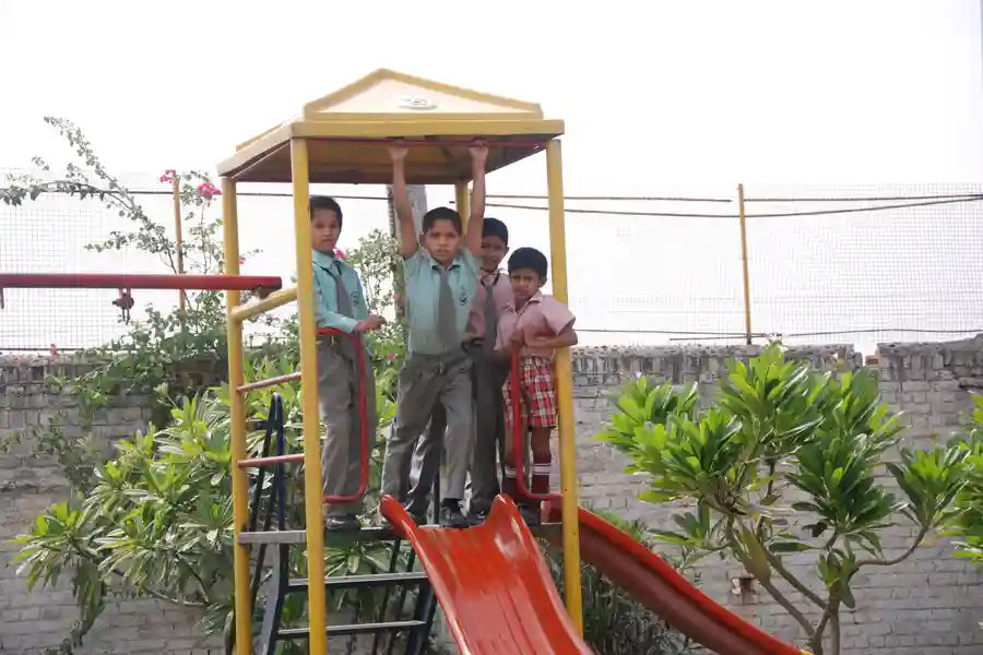 Pinewood International Boarding School 3