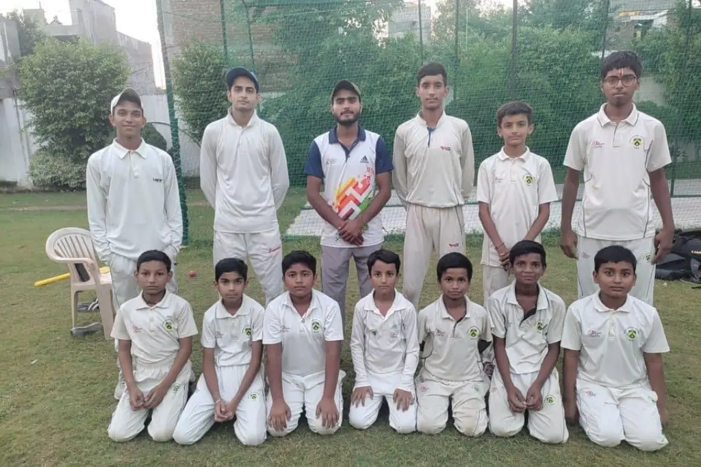Ideal Public School 10