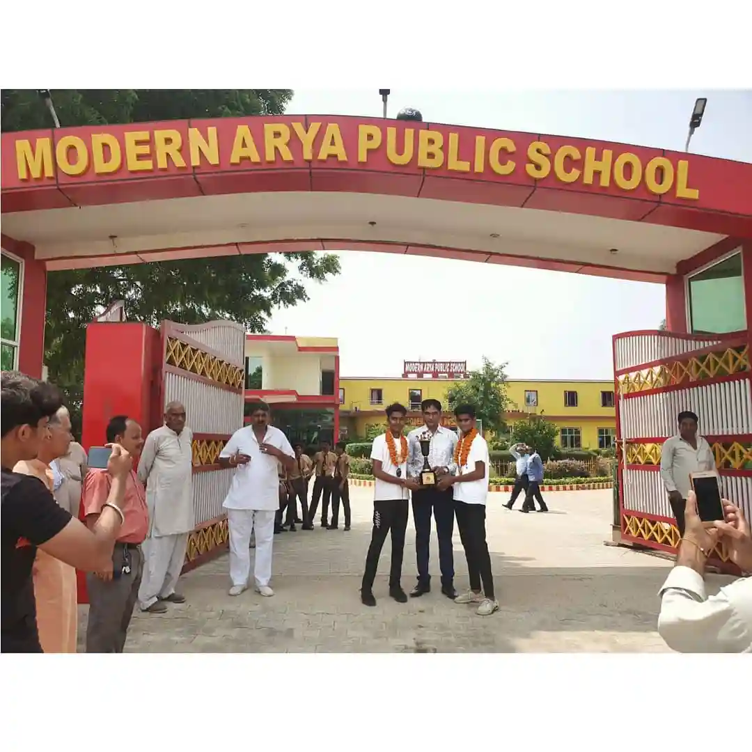 Modern Arya Public School 8