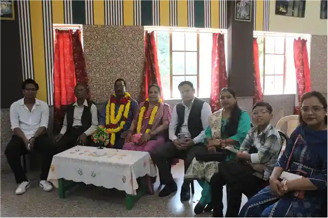 Convent Of Jesus & Mary School gallery 8
