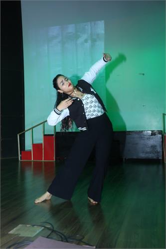 Sri Venkateshwar International School 20