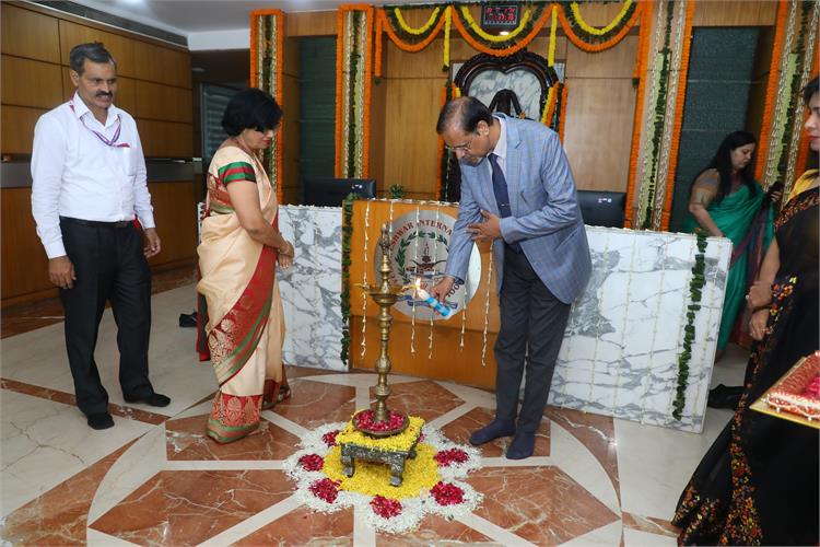 Sri Venkateshwar International School 23