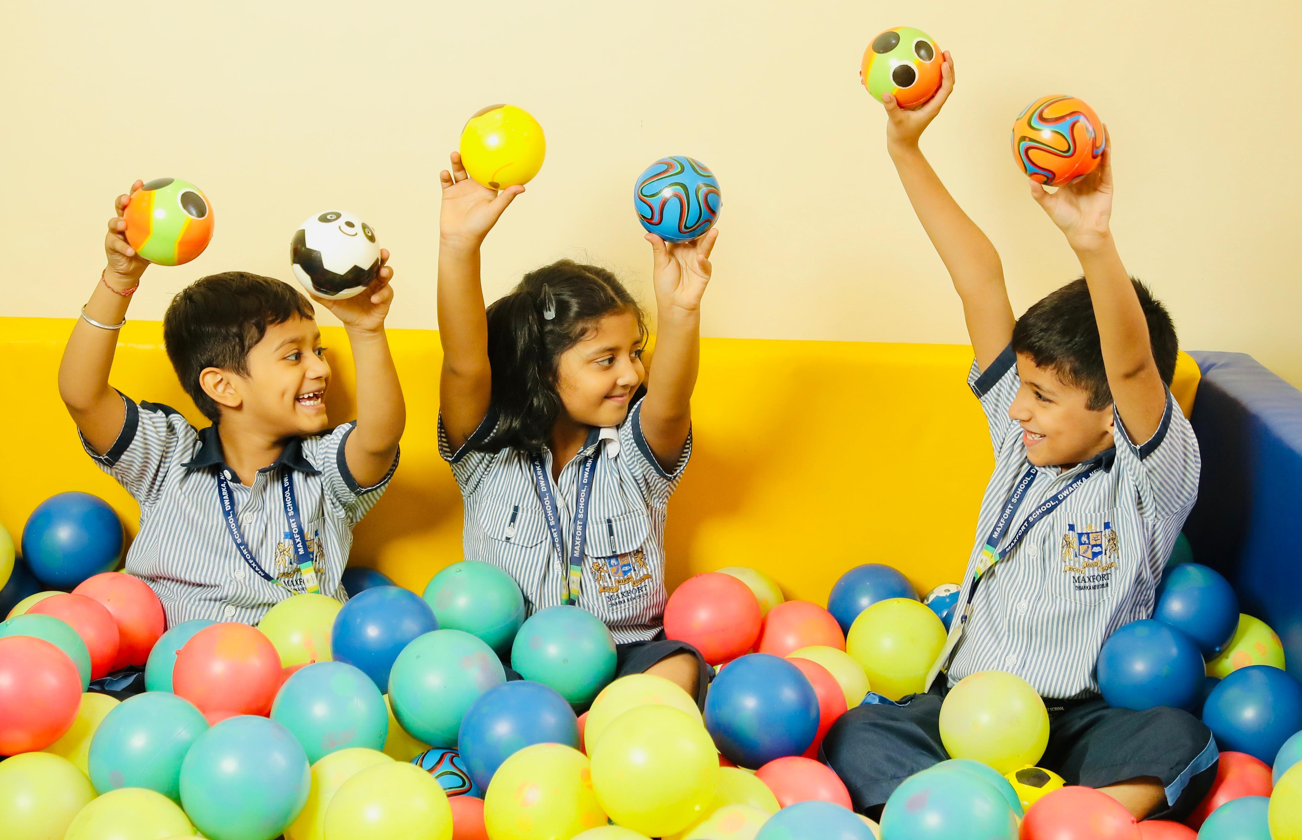 Maxfort School Dwarka 17