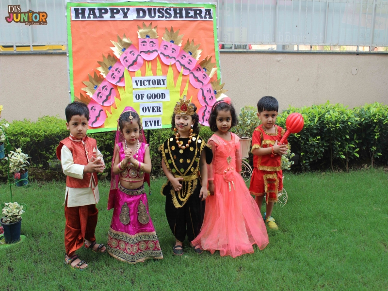 The Shri Ram Wonder Years 8
