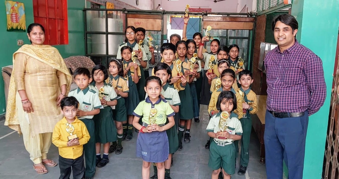 Har Govind Secondary Public School 8